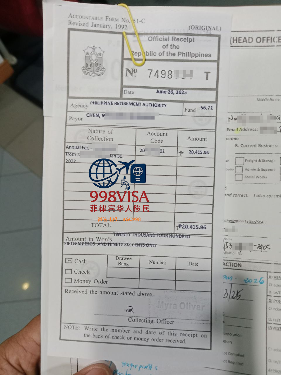 Can a Philippines marriage visa (13A) holder leave the country for long periods?